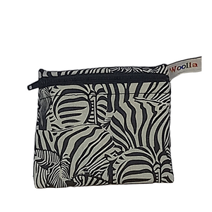 Zebra Zebra  - Snack Bag - Small Pippins Waterproof Pouch for Food, Makeup and more, Eco-Friendly and Washable Lunch, Travel, and Storage