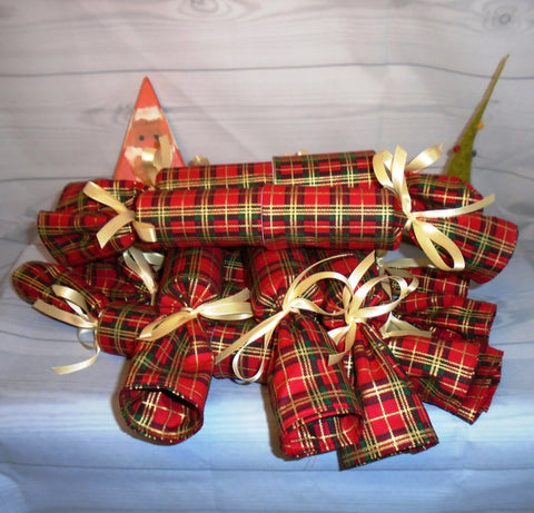 Red Metallic Tartan Fabric Reusable Christmas Cracker Pullable Eco Friendly Crackers, Zero Waste Stocking Filler, Christmas Table Decoration