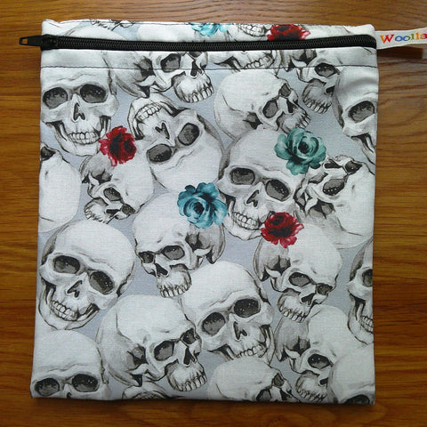 Reusable Sandwich Bag, Sanitary Pads Bag, Bagel Holder, Travel Makeup Bag Reusable Snack Pouch, Vegan Snack Box, Zippper, Grey Skulls