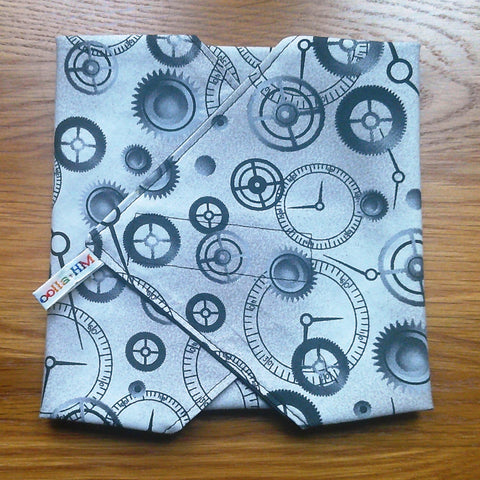 Reusable Sandwich Wrap, Wax Wrap Alternative Vegan Sustainable Sandwiches -Eco Zero Waste Hook & Loop Fastener - Steampunk Cogs