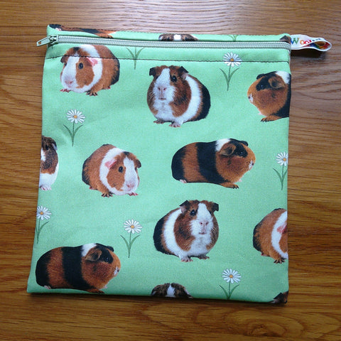 Reusable Sandwich Bag, Sanitary Pads Bag, Bagel Holder, Travel Makeup Bag Reusable Snack Pouch, Vegan Snack Box, Zip, Guinea Pig Herd