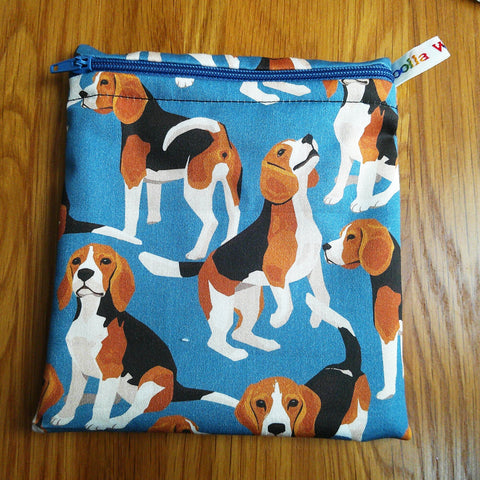 Reusable Snack Bag - Bikini Bag - Lunch Bag - Make Up Bag Small Poppins Waterproof Lined Zip Pouch - Sandwich - Period Beagle Dog