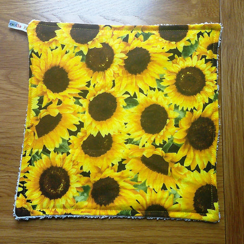 Face Flannel, Towel backed cloth, Wash Cloth, UnPaper Towel, Face Wipe, Makeup Remover, Eco Friendly, Plastic Free - Sunflower Patch