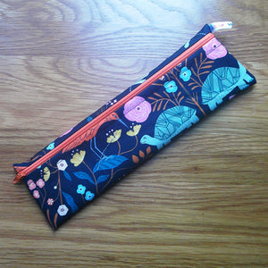 Straw Cutlery Pouch Washable Reusable Chopstick Utensil Crochet Hook Pencil Pen Case Waterproof Lined Zip Pouch Eco Turtle Tiger