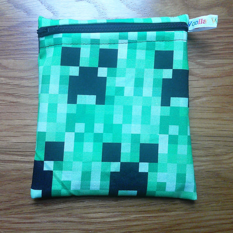 Reusable Snack Bag - Bikini Bag - Lunch Bag - Make Up Bag Small Poppins Waterproof Lined Zip Pouch - Sandwich - Period - Green Blk Block