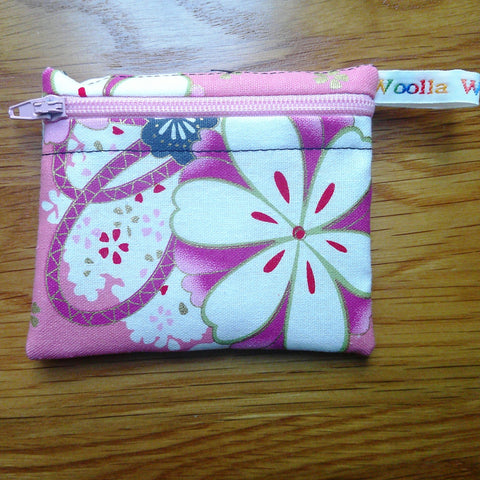 Snack Bag, Coin Purse, Pouch for Food, Organise, Store, Protect, Eco-Friendly and Washable Lunch, Travel, and Storage - Pink Gold Floral