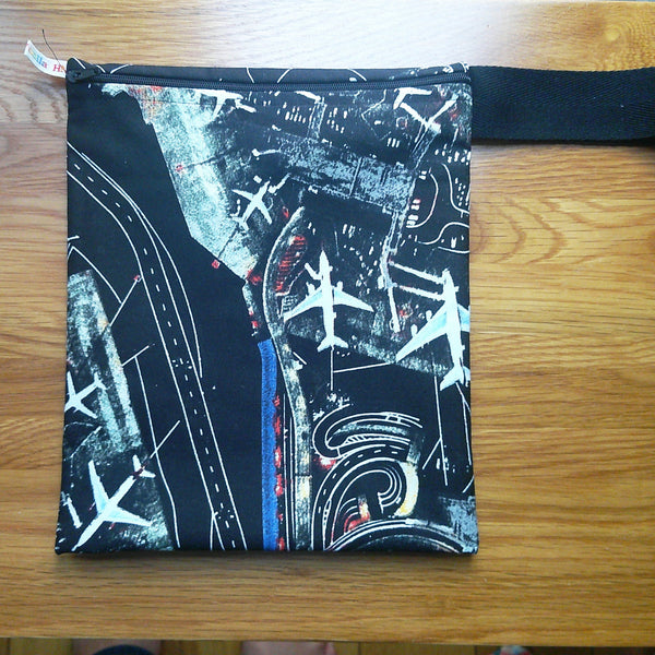 Poppins Pouch: Washable Travel Toiletry Bag with Waterproof Liner Airport