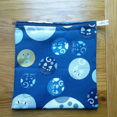 Reusable Sandwich Bag, Sanitary Pads Bag, Bagel Holder, Travel Makeup Bag Reusable Snack Pouch, Vegan Snack Box, Zip, Moon Cat