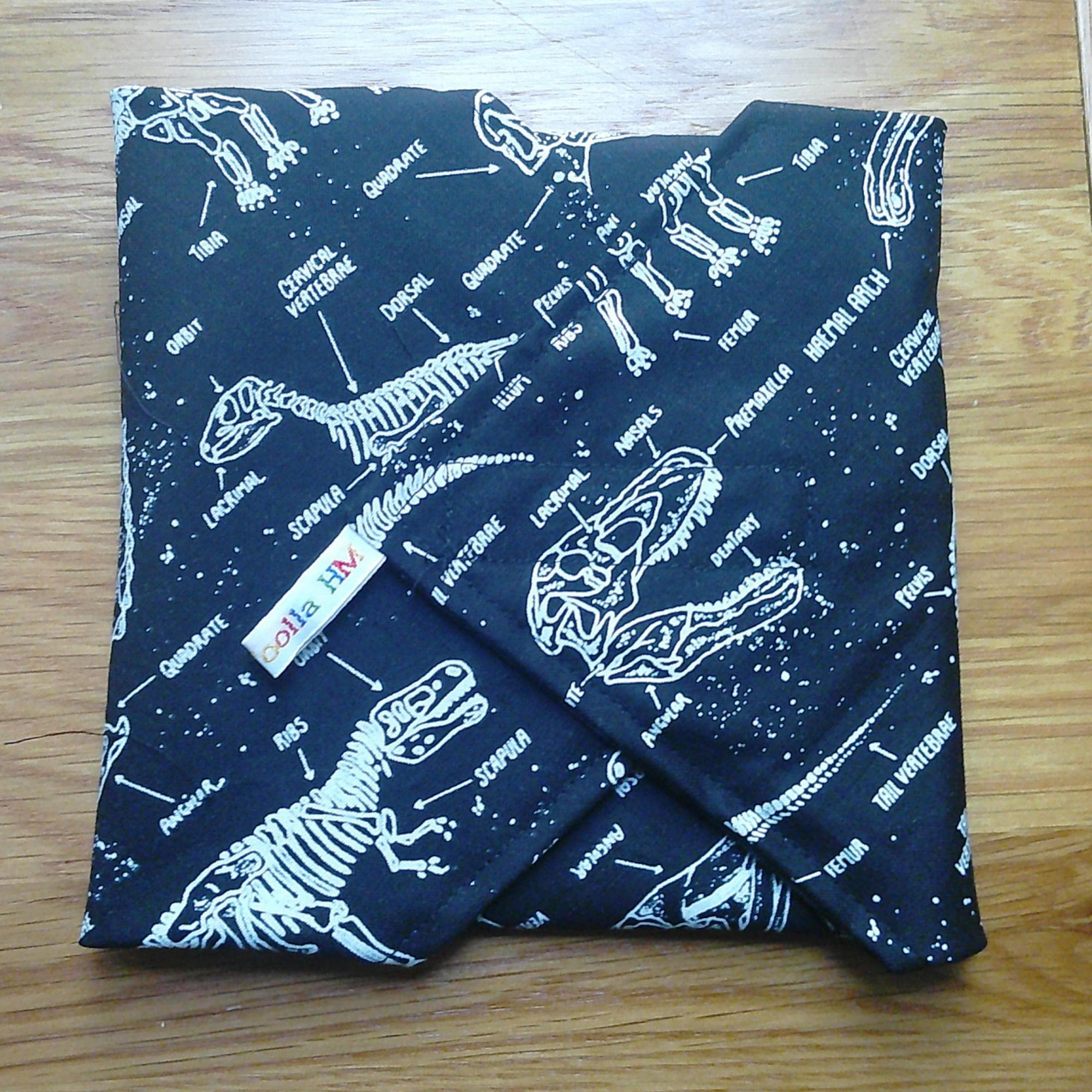 Reusable Sandwich Wrap, Wax Wrap Alternative Vegan Sustainable Sandwiches -Eco Zero Waste Hook & Loop Fastener - Dinosaur Skeleton