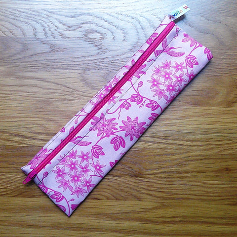 Straw Cutlery Pouch Washable Reusable Chopstick Utensil Crochet Hook Pencil Pen Case Waterproof Lined Zip Pouch Eco Pink Hummingbird