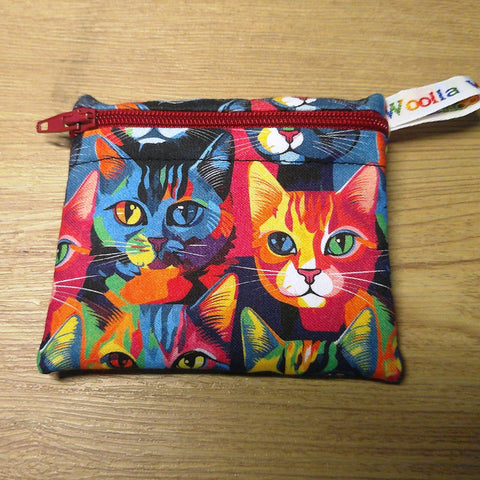 Snack Bag, Pouch for Food, Organise, Store, Protect, Eco-Friendly and Washable Lunch, Travel, and Storage - Abstract Cats