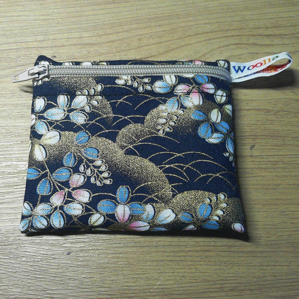 Snack Bag, Pouch for Food, Organise, Store, Protect, Eco-Friendly and Washable Lunch, Travel, and Storage - Blue Gold Fleurs