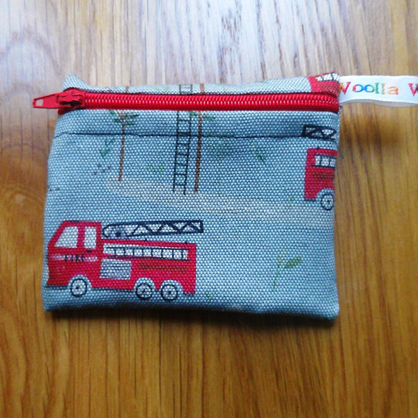 Snack Bag, Coin Purse, Pouch for Food, Organise, Store, Protect, Eco-Friendly and Washable Lunch, Travel, and Storage  - Fire Engine