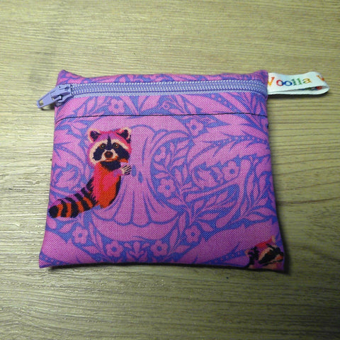 Snack Bag, Pouch for Food, Organise, Store, Protect, Eco-Friendly and Washable Lunch, Travel, and Storage - Raccoon Trash