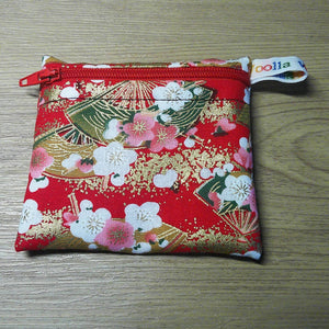 Snack Bag, Pouch for Food, Organise, Store, Protect, Eco-Friendly and Washable Lunch, Travel, and Storage - Red Gold Fans