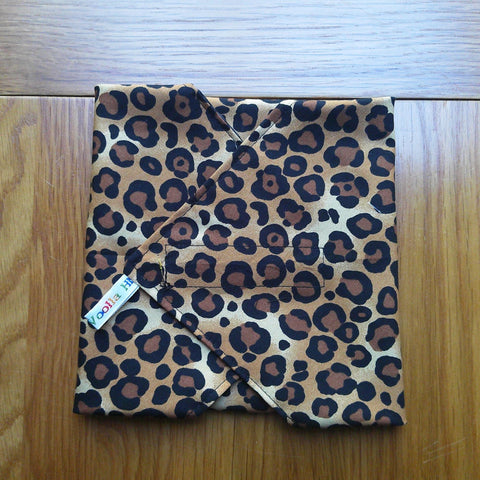 Leopard Print Reusable Sandwich Wrap: Vegan Eco-Friendly Lunchbox