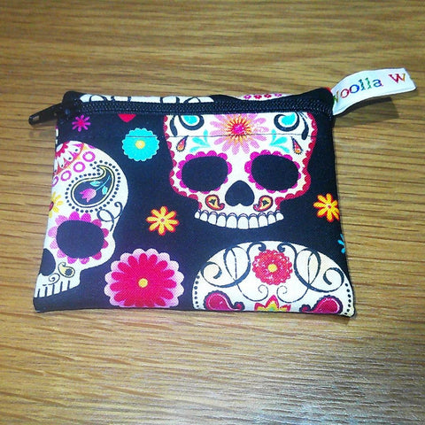Pippins Reusable Snack Pouch, Pocket Sized Waterproof Food Safe Zip Bag, Washable Eco Lunch Pouch,  Mini Snack Bag Handmade Fiesta Skull