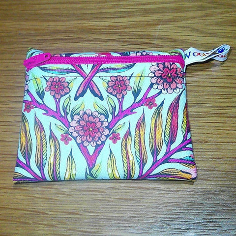 Floral Reusable Snack Pouch: Waterproof Eco Zip Bag