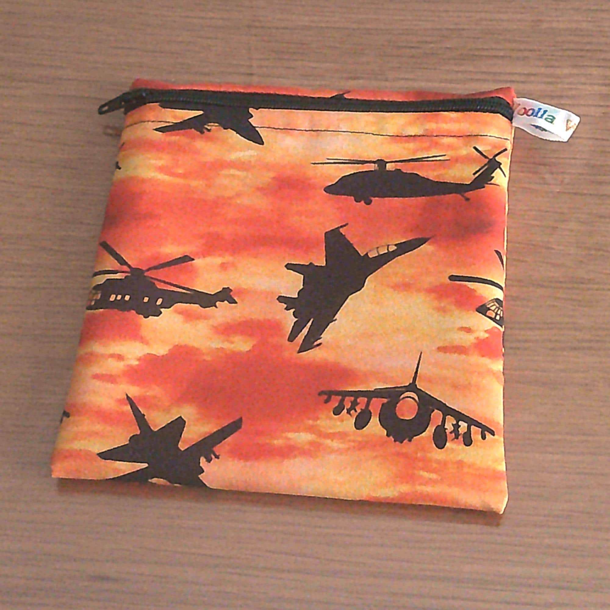 Reusable Snack Pouch: Waterproof Fabric Zip Bag - Fighter Jet Print