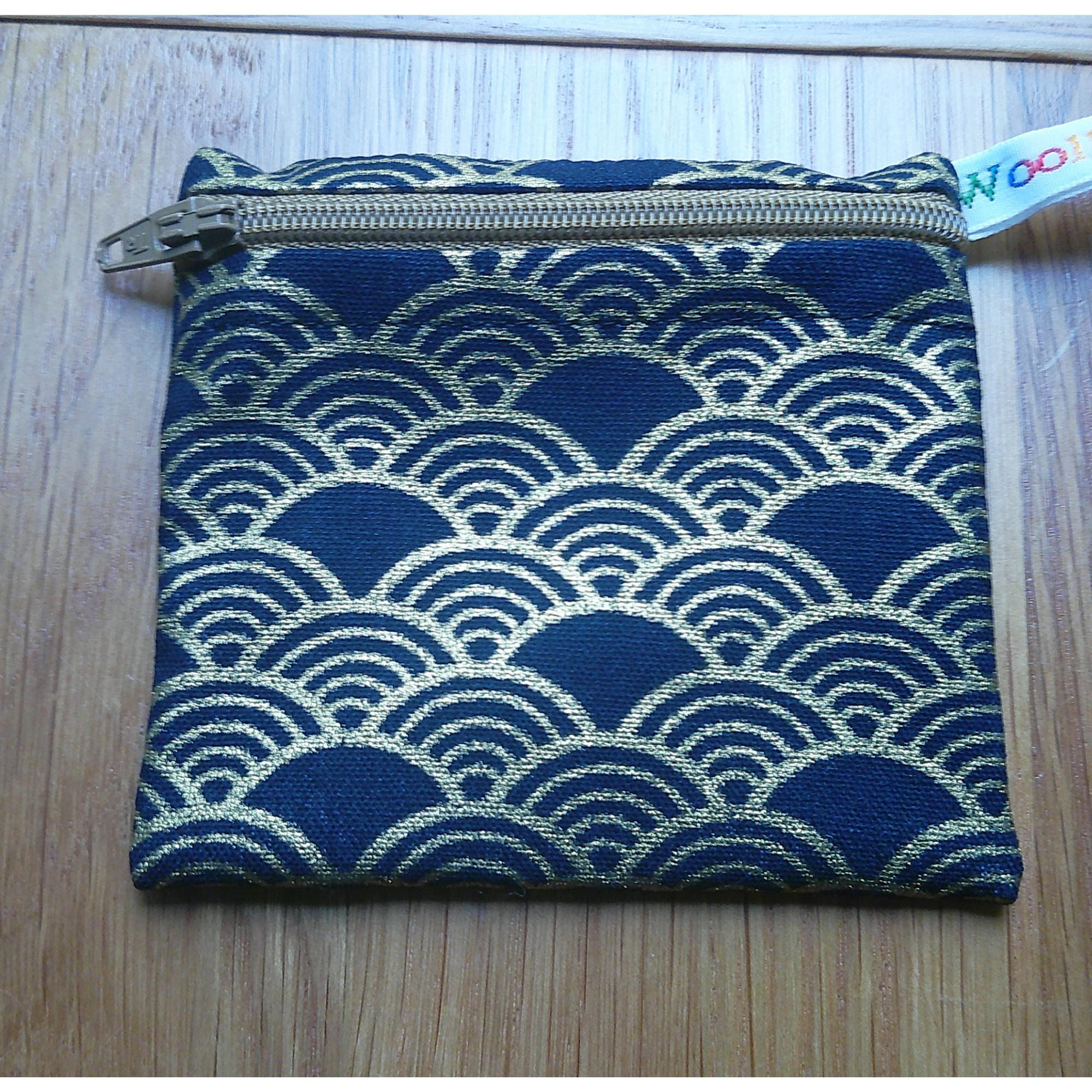 Pippins Reusable Snack Pouch, Pocket Sized Waterproof Food Safe Zip Bag, Washable Eco Lunch Pouch,  Mini Snack Bag Handmade Gold Navy Fans