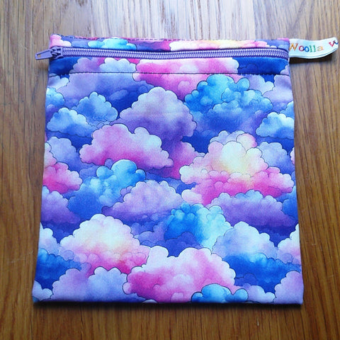 Small Reusable Snack Pouch Waterproof Food Bag, Eco-Friendly Washable Fabric Zip for Snacks, Change, Cosmetics, Accessories Pastel Clouds