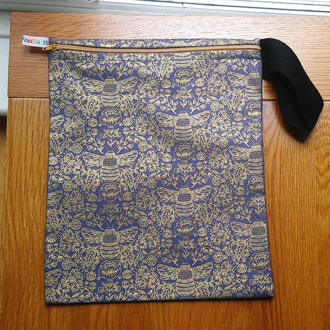 Washable Lunch Bag, Travel Toiletry Bag, School Lunch Box, Reusable Lunch Bag, Travel Makeup Bag, Reusable Wipe, Gym Bag Queen Bee Navy