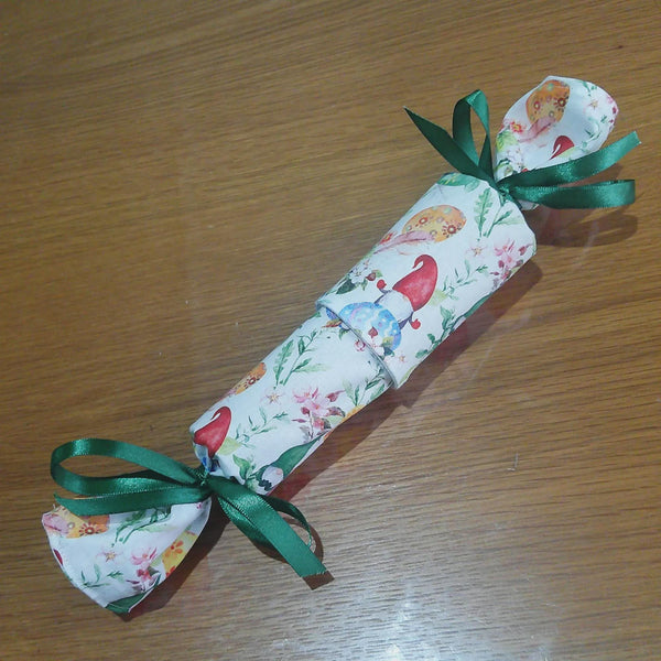 Reusable Easter Cracker | Eco Friendly Easter Table Decoration | Refillable Zero Waste Gift | Sustainable Spring Decor - Spring Gnomes