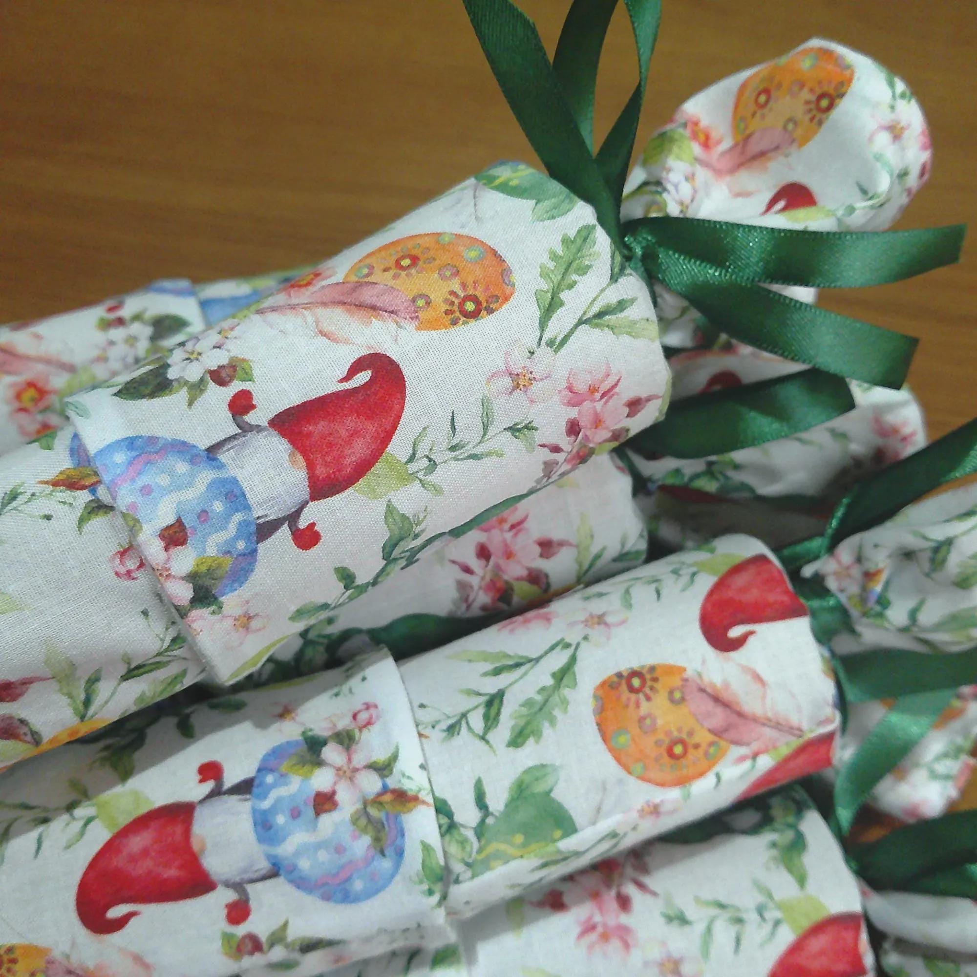 Reusable Easter Cracker | Eco Friendly Easter Table Decoration | Refillable Zero Waste Gift | Sustainable Spring Decor - Spring Gnomes