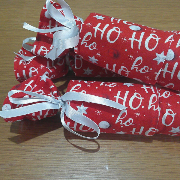 Reusable Christmas Cracker, Eco Friendly Sustainable Festive Table Decor, Refillable Zero Waste Holiday Gift Idea - Ho Ho Ho