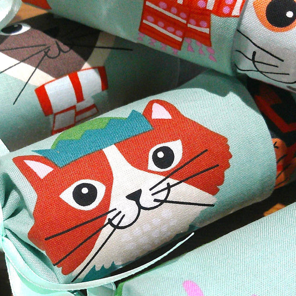 Reusable Christmas Cracker, Eco Friendly Sustainable Festive Table Decor, Refillable Zero Waste Holiday Gift Idea - Festive Sage Cats