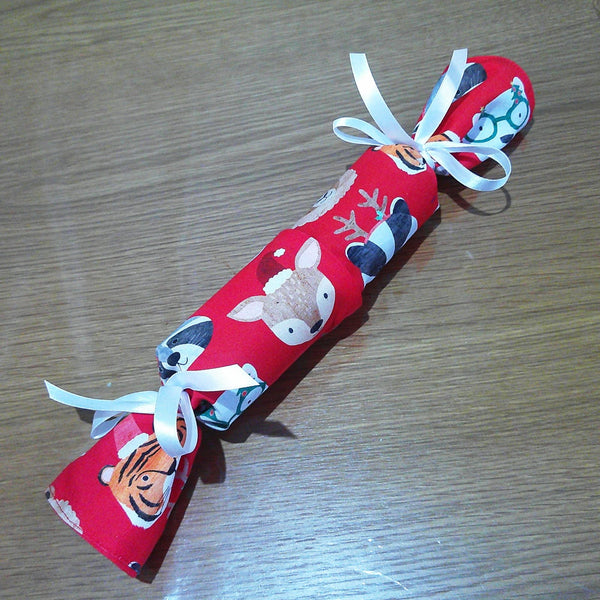 Reusable Christmas Cracker, Eco Friendly Sustainable Festive Table Decor, Refillable Zero Waste Holiday Gift Idea - Festive Red Wildlife