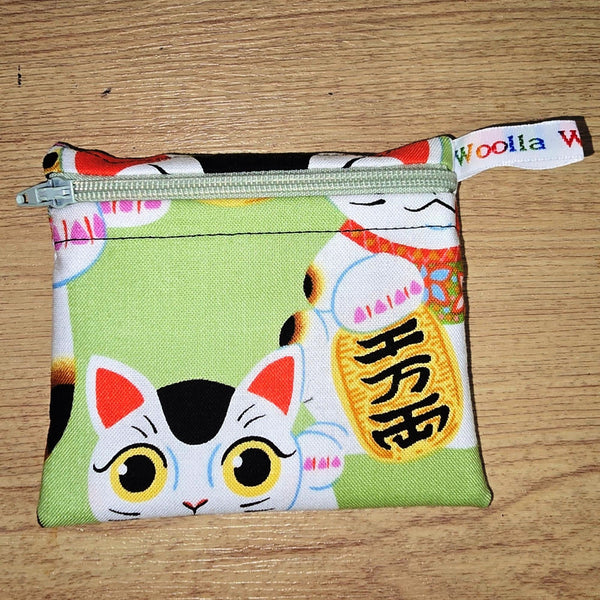 Pippins Reusable Snack Pouch, Pocket Sized Waterproof Food Safe Zip Bag, Washable Eco Lunch Pouch,  Mini Snack Bag Handmade Green Lucky Cat