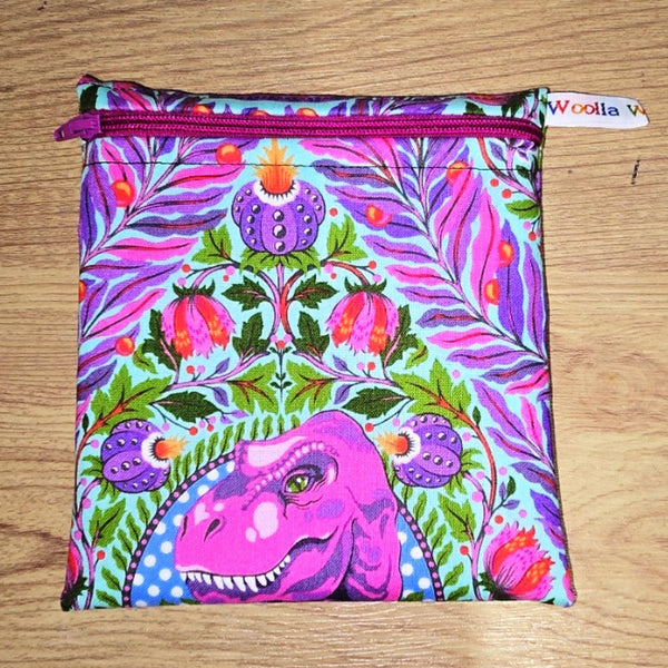 Small Reusable Snack Pouch Waterproof Food Bag, Eco-Friendly Washable Fabric Zip for Snacks, Change, Cosmetics, Accessories Floral T Rex