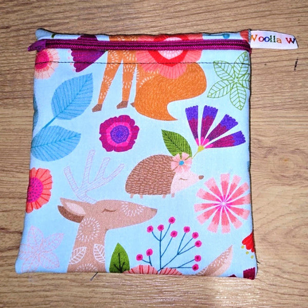 Small Reusable Snack Pouch Waterproof Food Bag, Eco-Friendly Washable Fabric Zip for Snacks, Change, Cosmetics, Accessories Frolic Forest