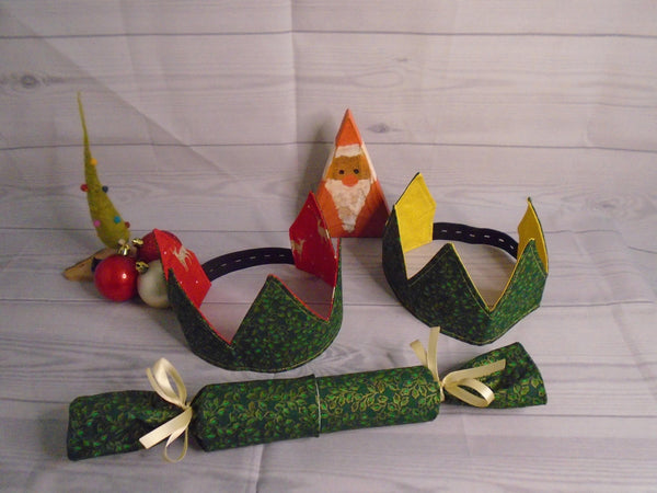 Reusable Christmas Cracker, Washable, Eco Friendly Sustainable Festive Table Decor, Refillable Zero Waste Holiday Gift Grey Foliage