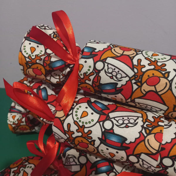 Reusable Christmas Cracker, Eco Friendly Sustainable Festive Table Decor, Refillable Zero Waste Holiday Gift Idea - Festive Friends