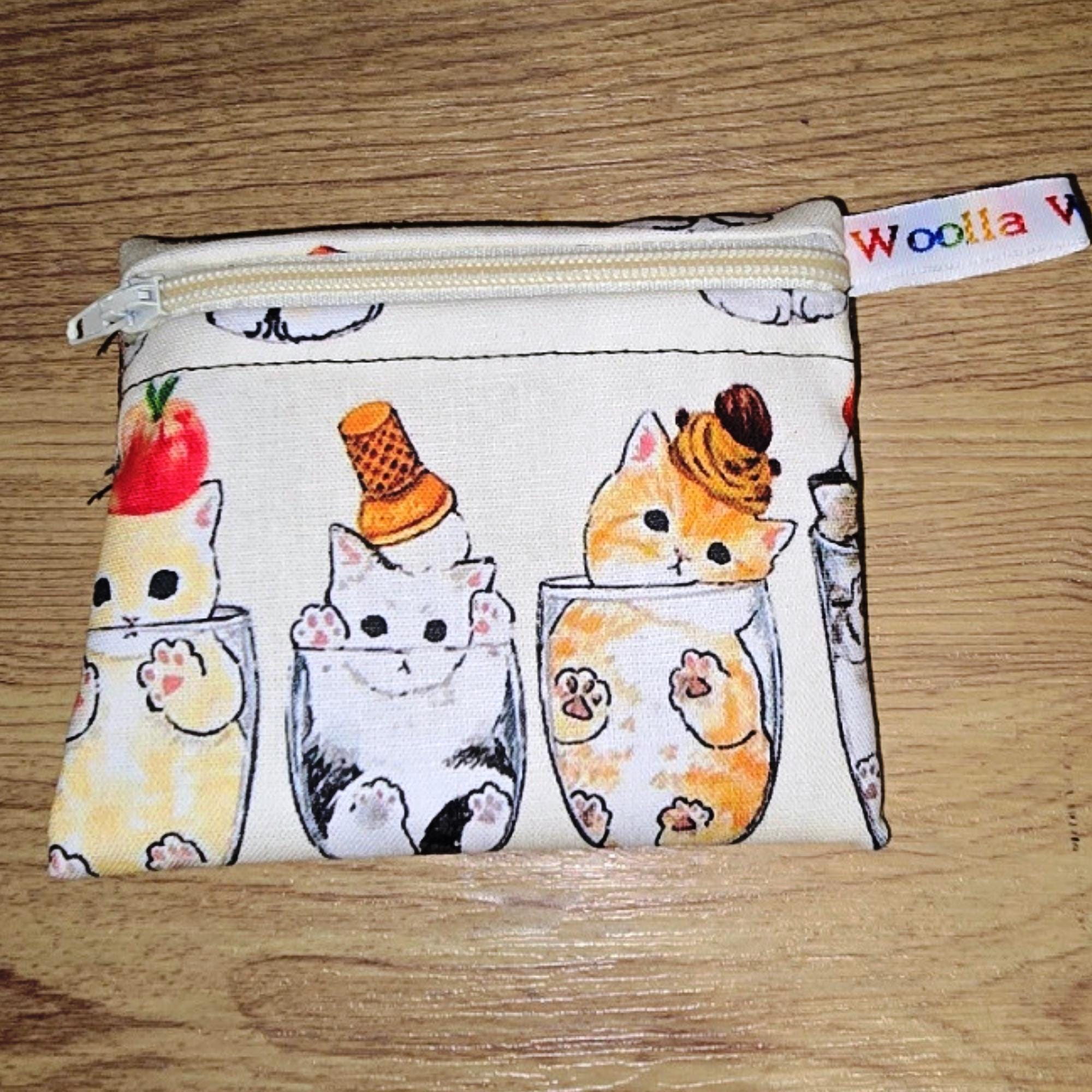 Pippins Reusable Snack Pouch, Pocket Sized Waterproof Food Safe Zip Bag, Washable Eco Lunch Pouch,  Mini Snack Bag Handmade Dessert Cat