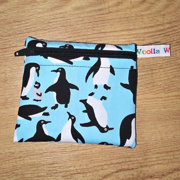 Pippins Reusable Snack Pouch, Pocket Sized Waterproof Food Safe Zip Bag, Washable Eco Lunch Pouch,  Mini Snack Bag Handmade Penguins Blue
