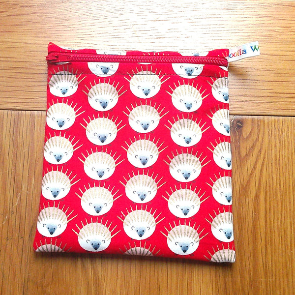 Small Reusable Snack Pouch Waterproof Food Bag, Eco-Friendly Washable Fabric Zip for Snacks, Change, Cosmetics, Accessories Red Hedgehog