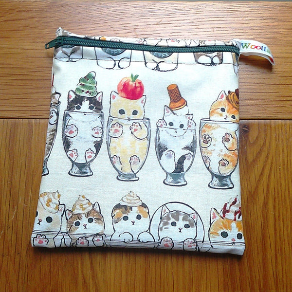 Small Reusable Snack Pouch Waterproof Food Bag, Eco-Friendly Washable Fabric Zip for Snacks, Change, Cosmetics, Accessories Dessert Cat
