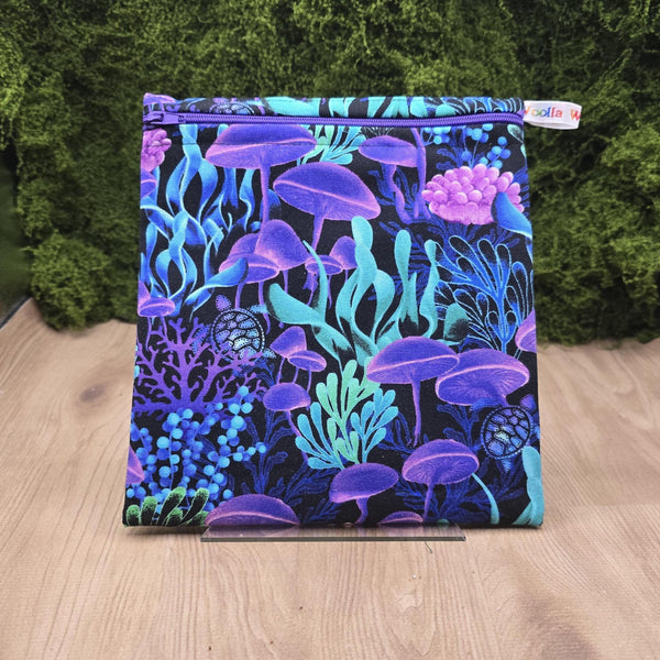 Reusable Sandwich Medium Pouch Eco-Friendly Waterproof Snack Bag, Fabric Zip Pouch for Food, Baked Goods, Everyday Midnight Coral