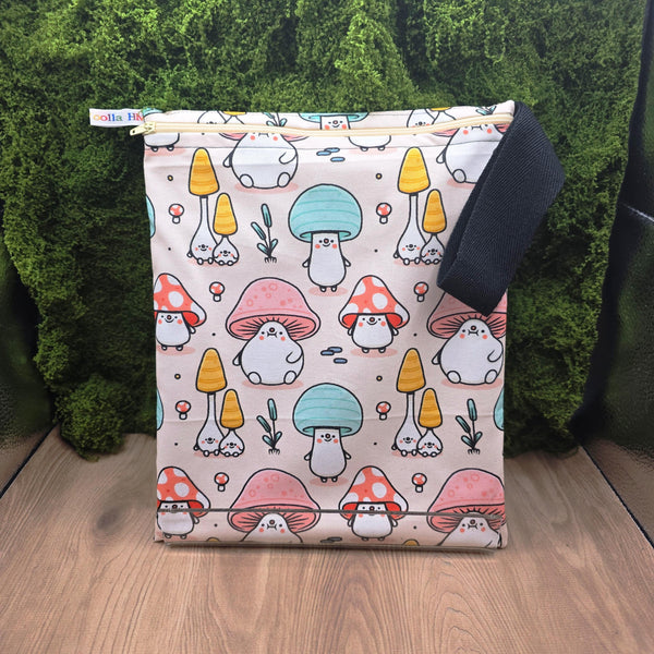 Washable Lunch Bag, Travel Toiletry Bag, School Lunch Box, Reusable Lunch Bag, Travel Makeup Bag, Reusable Wipe, Gym Bag Happy Toadstool
