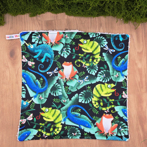 Face Flannel, Towel backed cloth, Wash Cloth, UnPaper Towel, Face Wipe, Makeup Remover, Eco Friendly, Plastic Free - Lizard Frog Gecko
