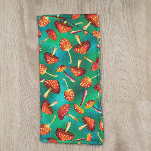 Handmade Cotton Glasses Case, Padded Eyewear Sleeve for Spectacles or Sunglasses, Eco-Friendly Gift, Soft Eyeglass Pouch Green Toadstools
