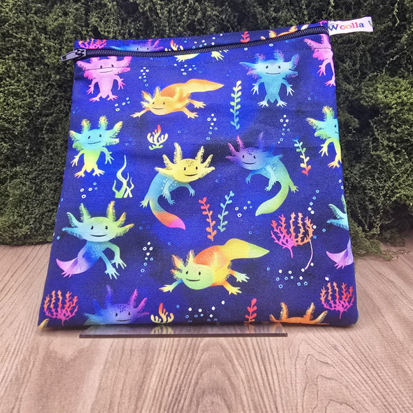 Reusable Sandwich Bag, Sanitary Pads Bag, Bagel Holder, Travel Makeup Bag Reusable Snack Pouch, Vegan Snack Box, Zip, Axolotl Beasties
