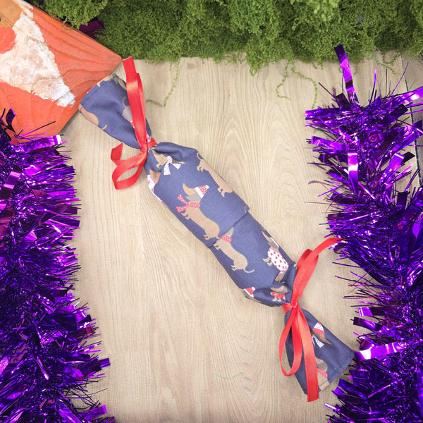 Reusable Christmas Cracker Washable, Eco Friendly Sustainable Festive Table Decor, Refillable Zero Waste Holiday Gift Idea - Navy Dachshund