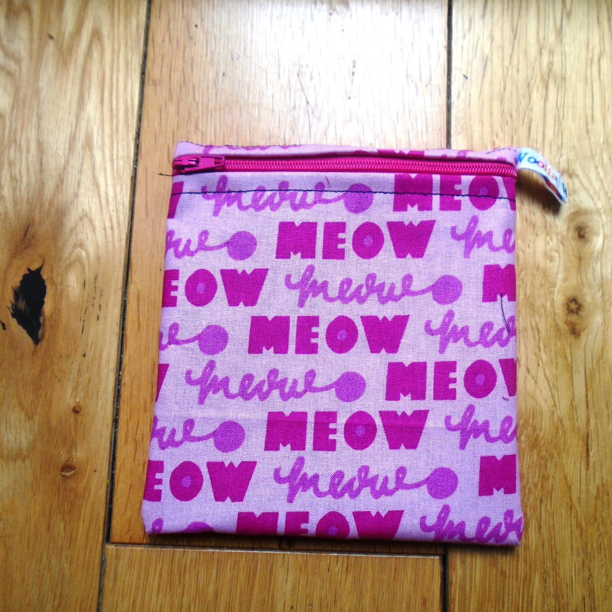 Pink Meow - Small Poppins Pouch Washable Snack Bag