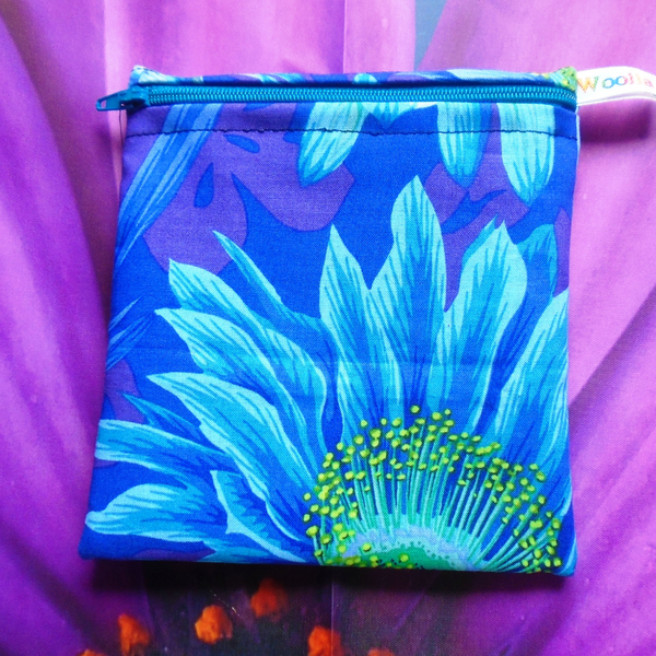 Big Blue Bloom - Small Poppins Pouch Washable Snack Bag